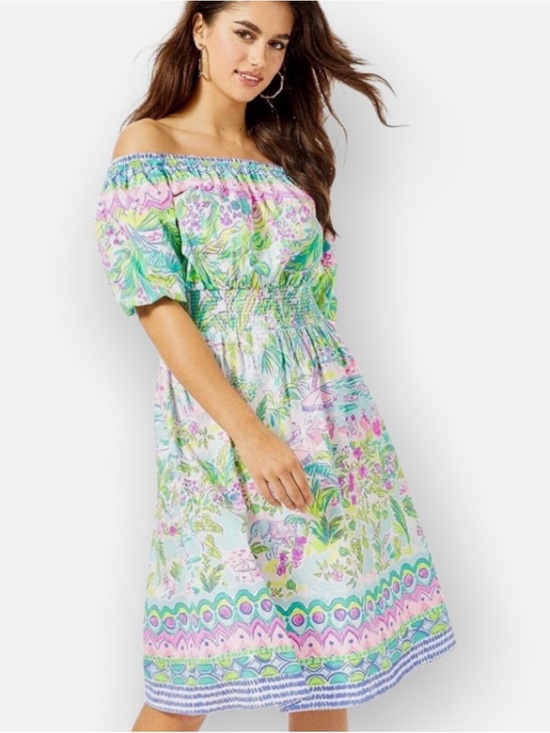 Lilly Pulitzer Dresses & Skirts - NWT Lilly Pulitzer Camille Island Hopping Tropical Off Shoulder Midi‎ Dress